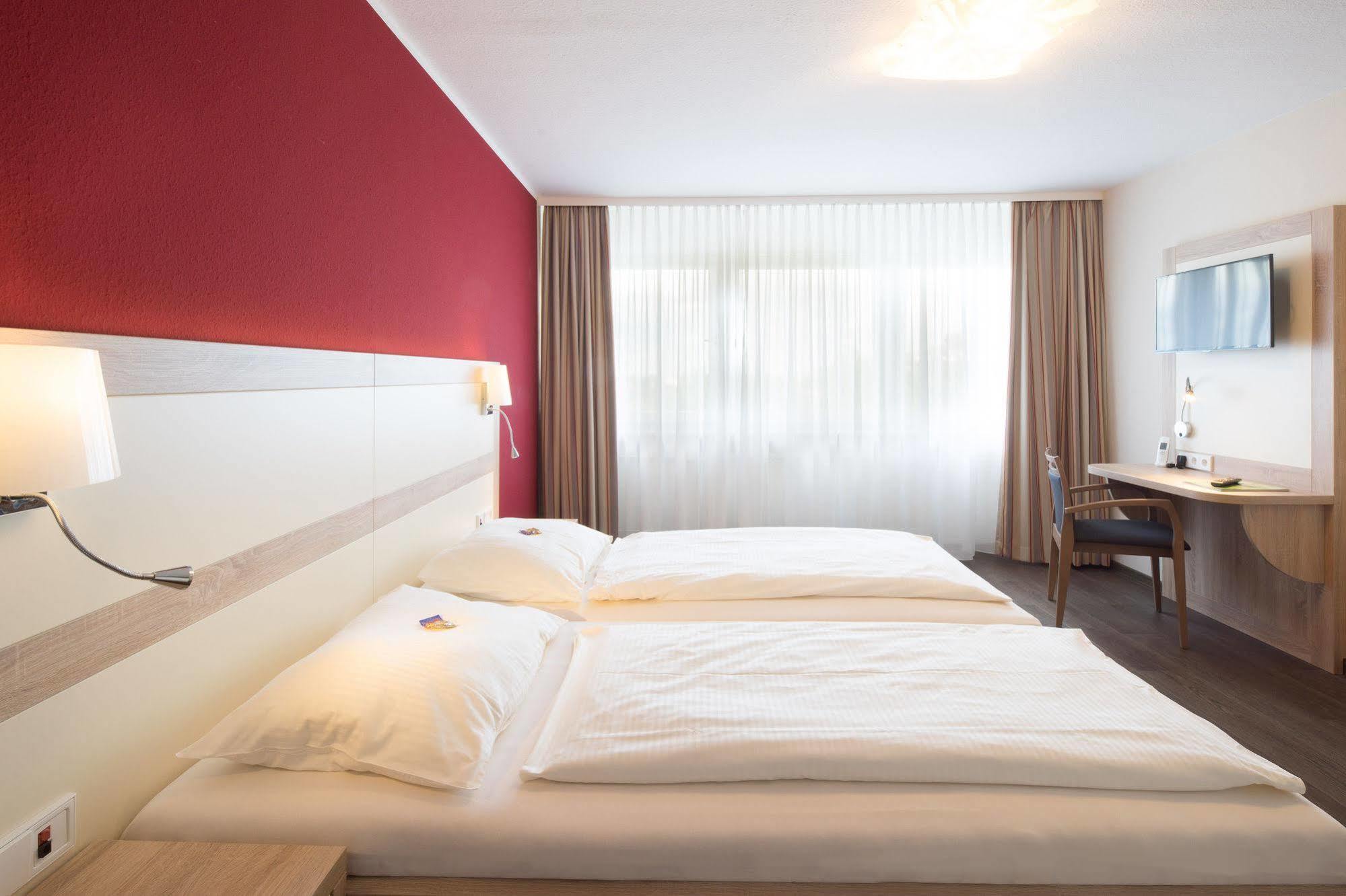 Gda Hotel Neustadt an der Weinstraße Exterior foto